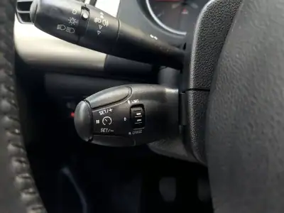 Citroën C-Elysée 2018 - 12500 EUR, 63213 km - AUTO.MOTO.pt - 63213km - foto 16 de 25