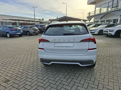 Skoda Kamiq 2021 - 15750 EUR, 88700 km - AUTO.MOTO.pt - 88700km - foto 7 de 29