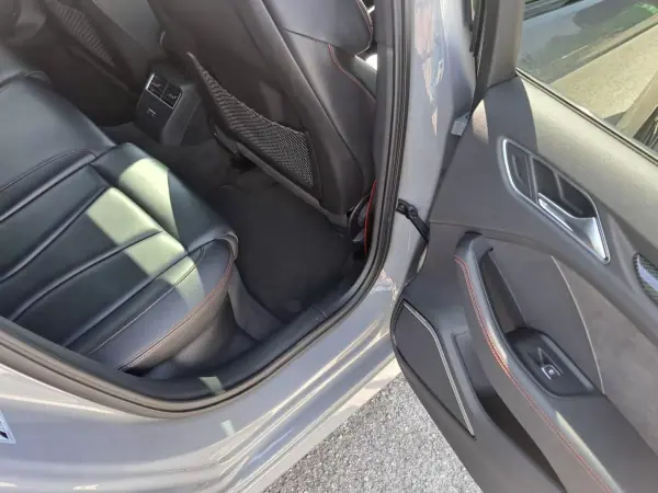 Audi RS3 Sportback 2019 - 55900 EUR, 77000 km - AUTO.MOTO.pt - 77000km - foto 23 de 42