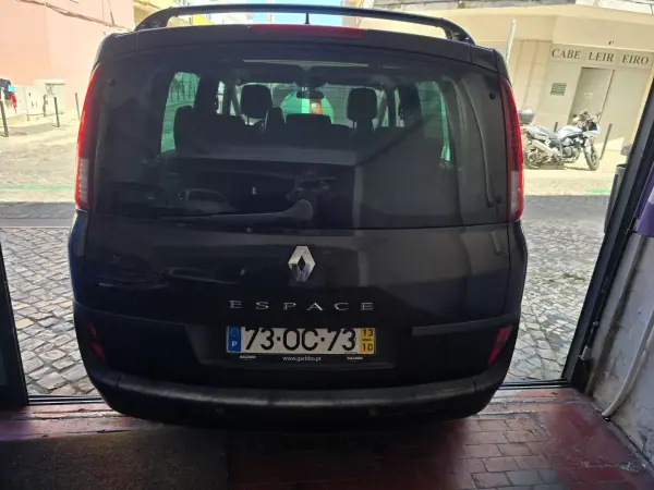 Renault Espace 2013 - 7999 EUR, 238595 km - AUTO.MOTO.pt - 238595km - foto 5 de 28