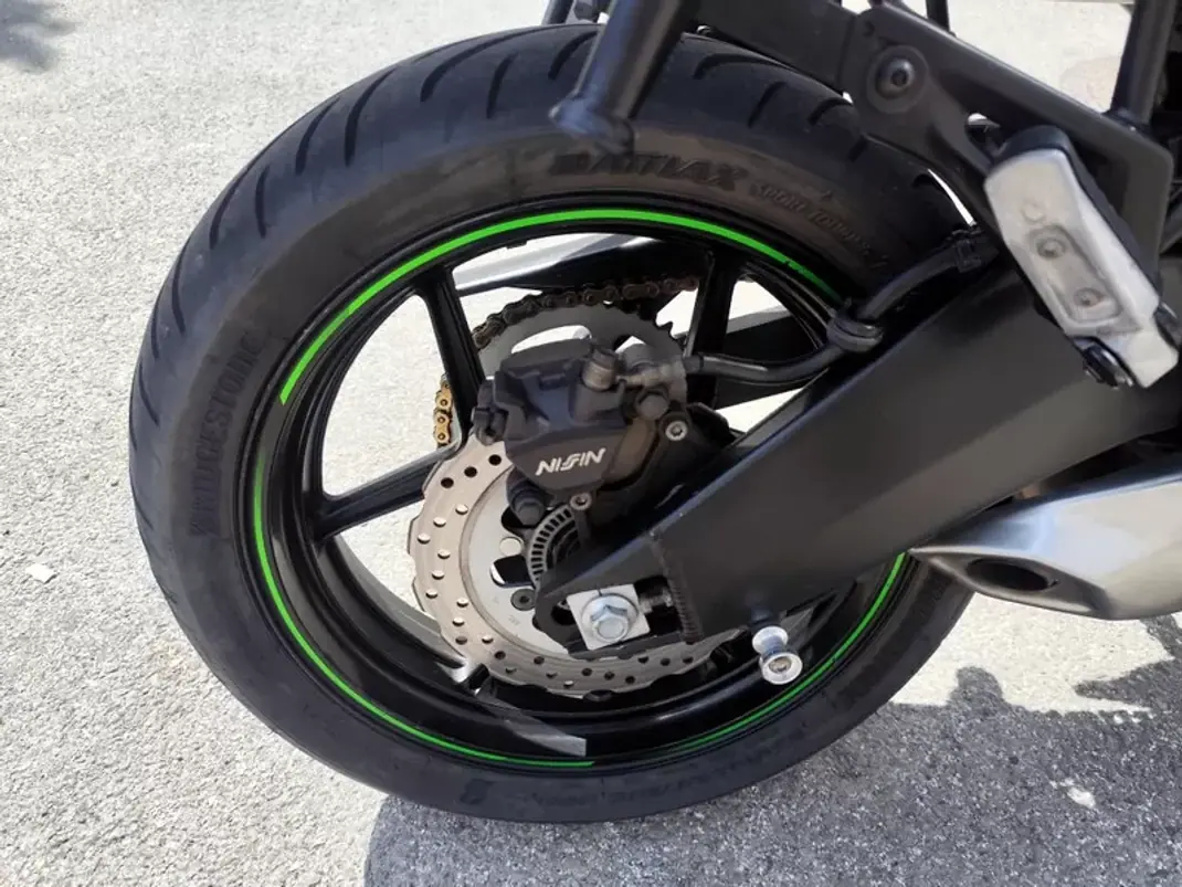 Kawasaki Versys 2019 - 5980 EUR, 70000 km - AUTO.MOTO.pt - 70000km - foto 19 de 24