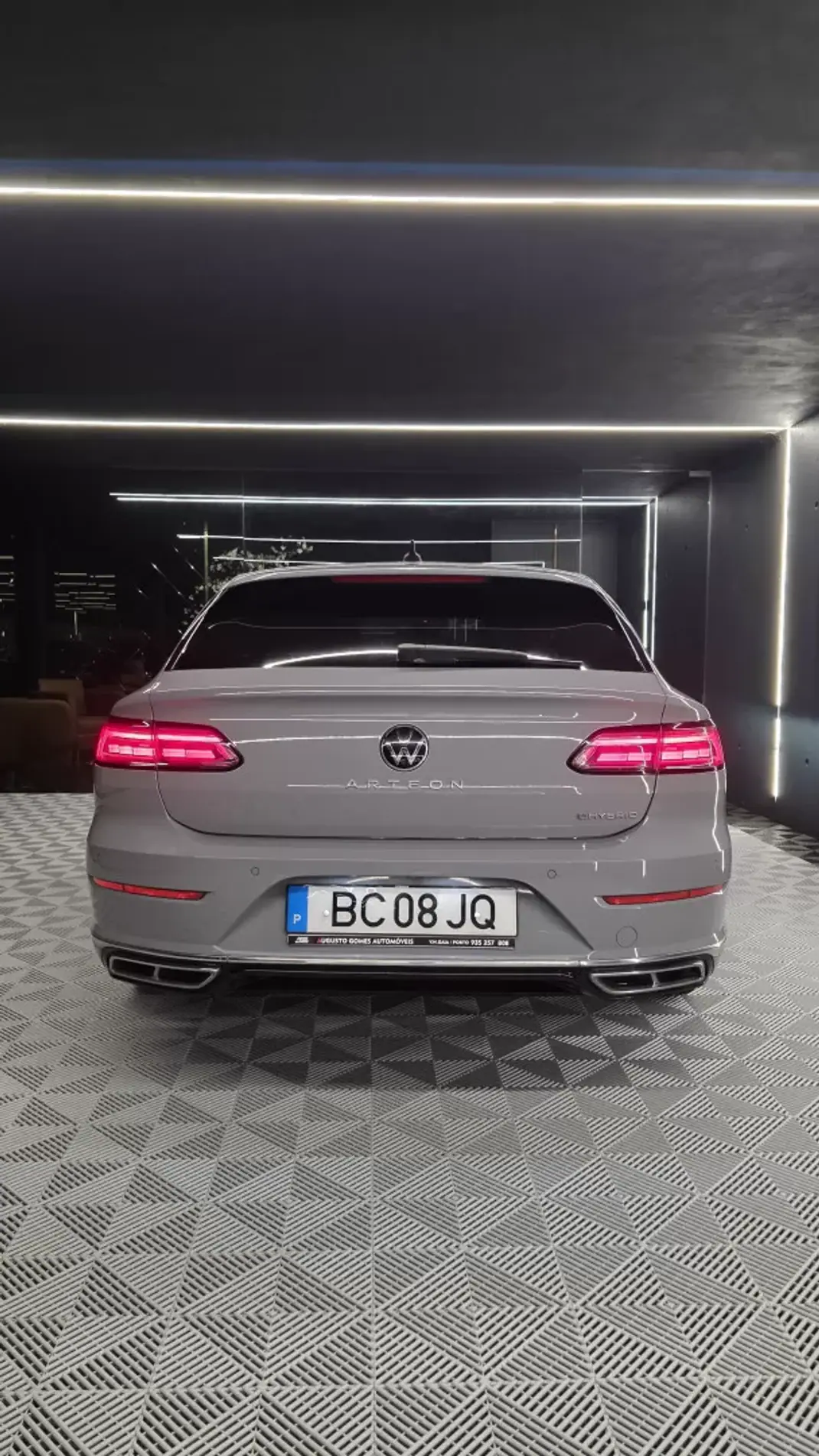 Volkswagen Arteon Shooting Brake 2023 - 30750 EUR, 134000 km - AUTO.MOTO.pt - 134000km - foto 13 de 27