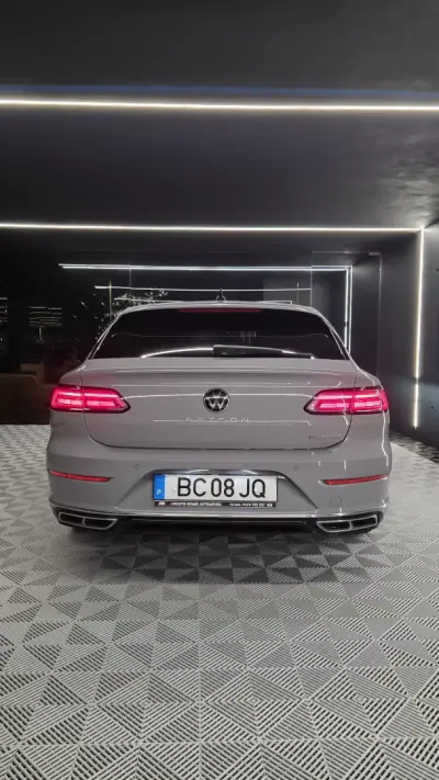 Volkswagen Arteon Shooting Brake 2023 - 30750 EUR, 134000 km - AUTO.MOTO.pt - 134000km - foto 13 de 27