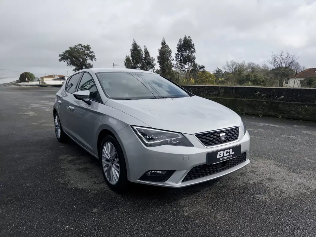 SEAT Leon 2016 - 12990 EUR, 117000 km - AUTO.MOTO.pt - 117000km - foto 1 de 26