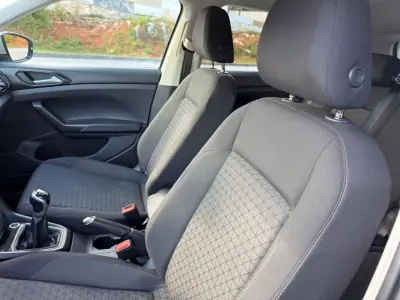 Volkswagen T-Cross 2023 - 14500 EUR, 149093 km - AUTO.MOTO.pt - 149093km - foto 20 de 24