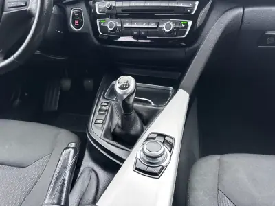BMW 318 2016 - 14900 EUR, 160000 km - AUTO.MOTO.pt - 160000km - foto 45 de 59