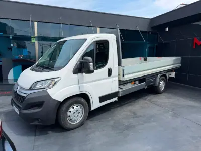 Citroën Jumper caixa aberta 2018 - 19900 EUR, 131000 km - AUTO.MOTO.pt - 131000km - foto 4 de 10
