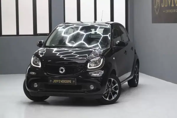 Smart ForFour 2015 - 9500 EUR, 155670 km - AUTO.MOTO.pt - 155670km - foto 8 de 36