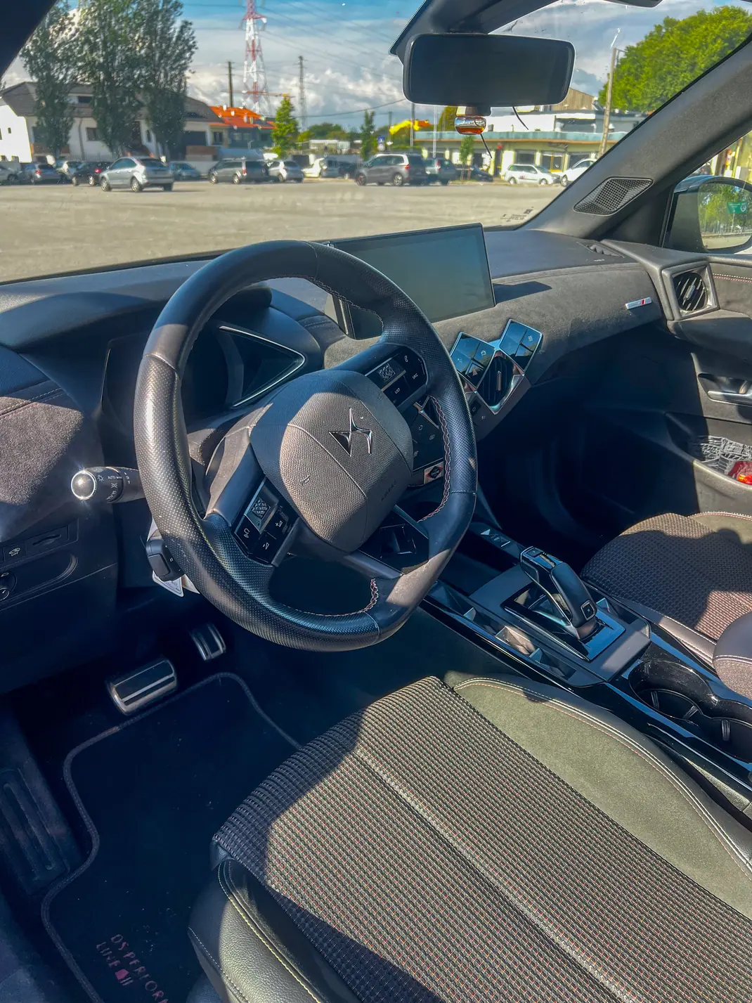 DS DS3 Crossback 2021 - 19900 EUR, 95000 km - AUTO.MOTO.pt - 95000km - foto 6 de 9