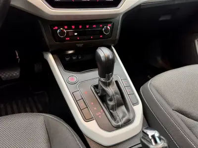 SEAT Arona 2018 - 18500 EUR, 136000 km - AUTO.MOTO.pt - 136000km - foto 19 de 28