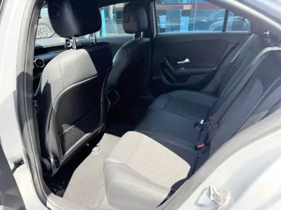 Mercedes-Benz A 180 Limousine 2021 - 24900 EUR, 96000 km - AUTO.MOTO.pt - 96000km - foto 10 de 12