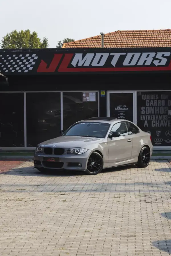 BMW 118 2013 - 17900 EUR, 180900 km - 180900km - foto 8 de 41