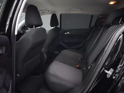 Peugeot 308 2017 - 13950 EUR, 183610 km - AUTO.MOTO.pt - 183610km - foto 40 de 45