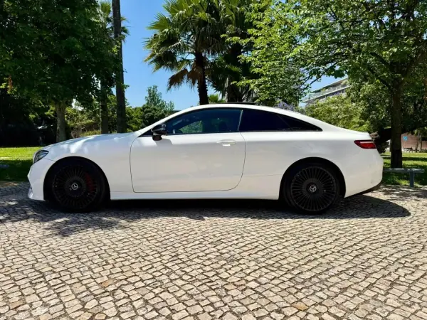 Mercedes-Benz E 220 2017 - 29390 EUR, 193800 km - AUTO.MOTO.pt - 193800km - foto 14 de 41