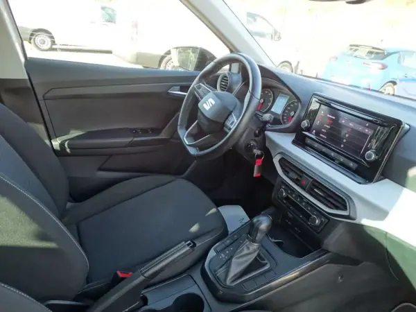 SEAT Arona 2022 - 16390 EUR, 58334 km - AUTO.MOTO.pt - 58334km - foto 4 de 28