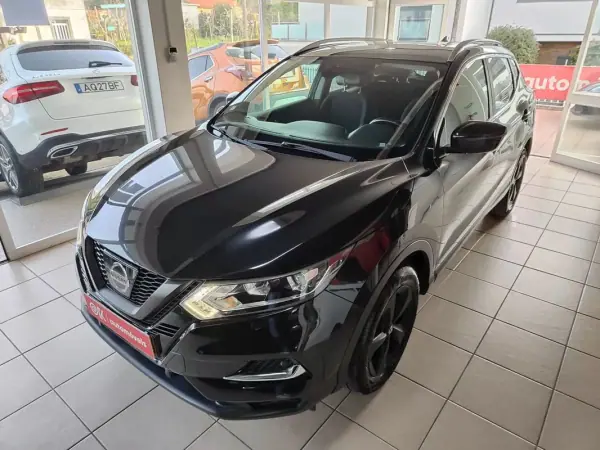 Nissan Qashqai 2017 - 15750 EUR, 155200 km - AUTO.MOTO.pt - 155200km - foto 6 de 37