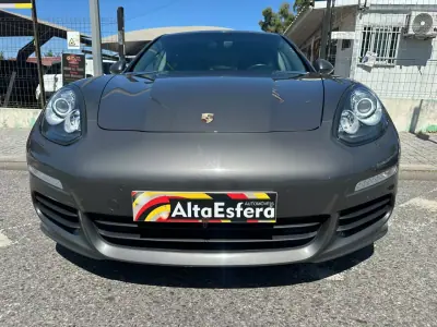 Porsche Panamera 2015 - 39900 EUR, 124815 km - AUTO.MOTO.pt - 124815km - foto 3 de 41
