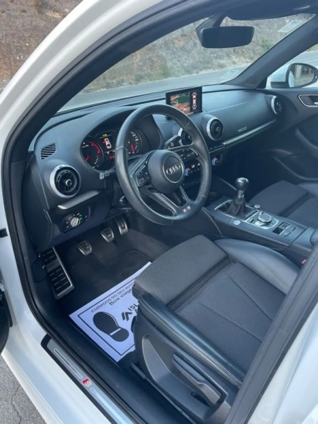 Audi A3 Limousine 2019 - 24999 EUR, 107600 km - AUTO.MOTO.pt - 107600km - foto 14 de 43