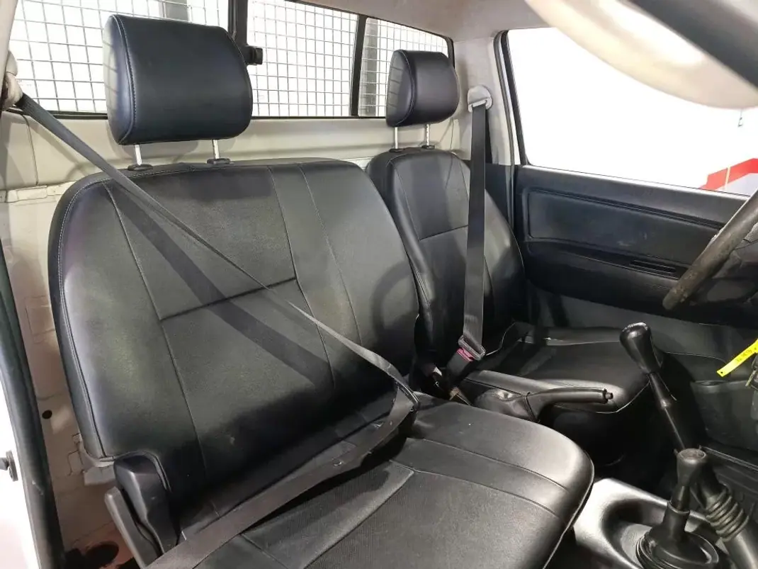 Toyota HILUX 2.5 D-4D 4WD CS 2017 - 22900 EUR, 148848 km - AUTO.MOTO.pt - 148848km - foto 4 de 8