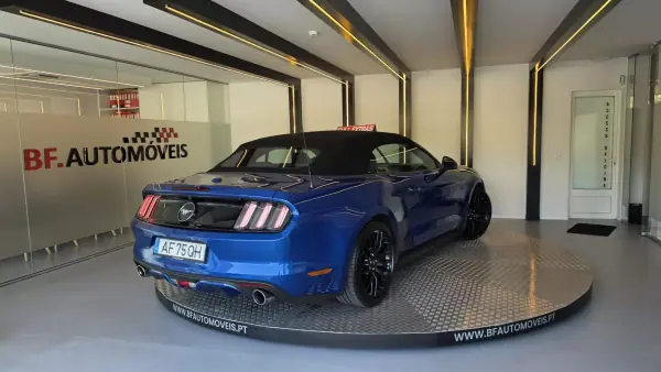 Ford Mustang 2017 - 44900 EUR, 29851 km - AUTO.MOTO.pt - 29851km - foto 19 de 58