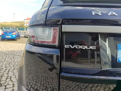 Land Rover Range Rover Evoque 2019 - 20900 EUR, 150000 km - AUTO.MOTO.pt - 150000km - foto 22 de 23