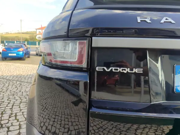 Land Rover Range Rover Evoque 2019 - 20900 EUR, 150000 km - AUTO.MOTO.pt - 150000km - foto 22 de 23