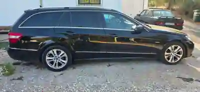 Mercedes-Benz E 250 2010 - 12500 EUR, 269500 km - AUTO.MOTO.pt - 269500km - foto 3 de 12