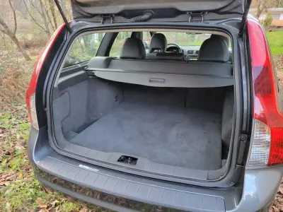 Volvo V50 2012 - 8950 EUR, 155400 km - AUTO.MOTO.pt - 155400km - foto 24 de 27
