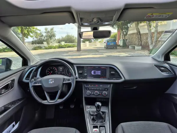 SEAT Leon 2019 - 15900 EUR, 90147 km - AUTO.MOTO.pt - 90147km - foto 6 de 23