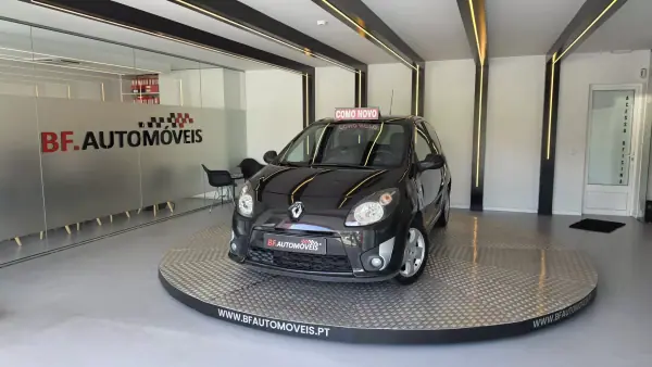 Renault Twingo 2009 - 4900 EUR, 139709 km - AUTO.MOTO.pt - 139709km - foto 13 de 52
