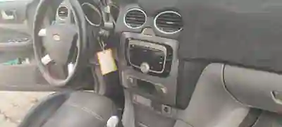 Ford Focus SW 2010 — foto 3 de 3