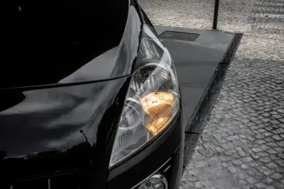 Peugeot 3008 2010 - 7490 EUR, 200623 km - AUTO.MOTO.pt - 200623km - foto 3 de 36