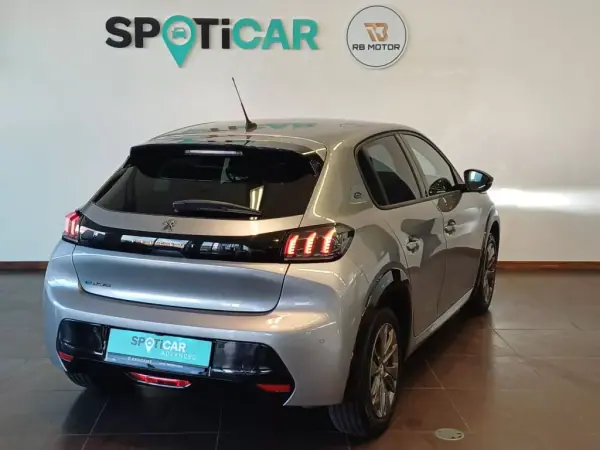 Peugeot 208 2023 - 20500 EUR, 24150 km - AUTO.MOTO.pt - 24150km - foto 41 de 45