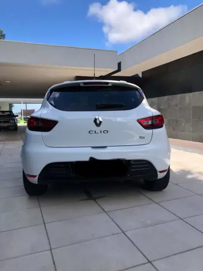 Renault Clio 2017 - 8900 EUR, 137000 km - 137000km - foto 5 de 27