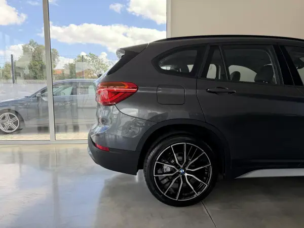 BMW X1 2019 - 22000 EUR, 58000 km - AUTO.MOTO.pt - 58000km - foto 90 de 112