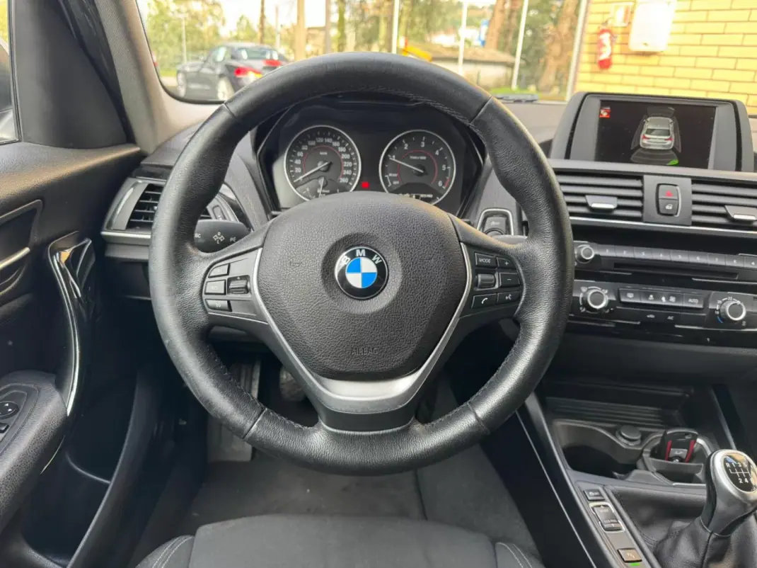 BMW 116 2016 - 15750 EUR, 180000 km - AUTO.MOTO.pt - 180000km - foto 8 de 14