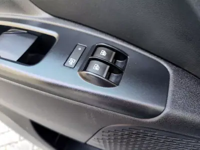 Fiat Doblo 1.3 Multijet ,3Lug. ,Iva Dedutivel 2017 - 9980 EUR, 85000 km - AUTO.MOTO.pt - 85000km - foto 24 de 26