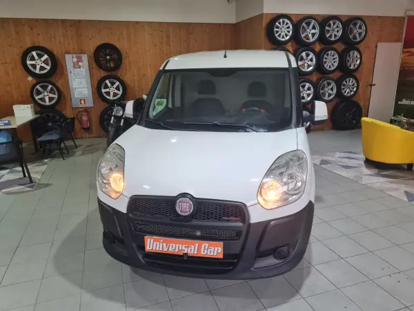 Fiat Doblo 2012 - 5900 EUR, 313000 km - AUTO.MOTO.pt - 313000km - foto 7 de 16