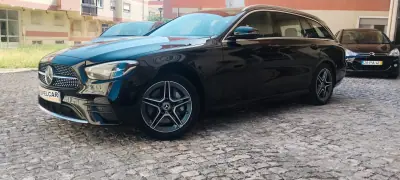 Mercedes-Benz E 300 2022 - 34950 EUR, 125970 km - AUTO.MOTO.pt - 125970km - foto 1 de 36