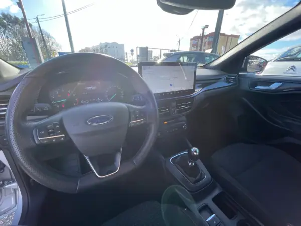 Ford Focus SW 2020 - 20950 EUR, 71296 km - AUTO.MOTO.pt - 71296km - foto 15 de 24