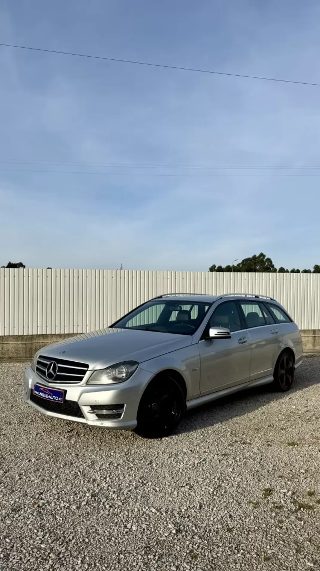 Mercedes-Benz C 180 2014 - 14900 EUR, 245000 km - AUTO.MOTO.pt - 245000km - foto 13 de 25