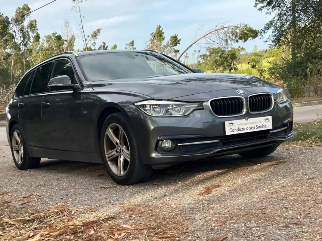 BMW 318 2017 - 18900 EUR, 156599 km - AUTO.MOTO.pt - 156599km - foto 6 de 30