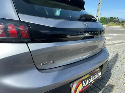 Peugeot 208 2023 - 16900 EUR, 27566 km - AUTO.MOTO.pt - 27566km - foto 8 de 36