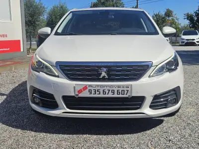 Peugeot 308 SW 2019 - 13500 EUR, 145500 km - 145500km - foto 2 de 33