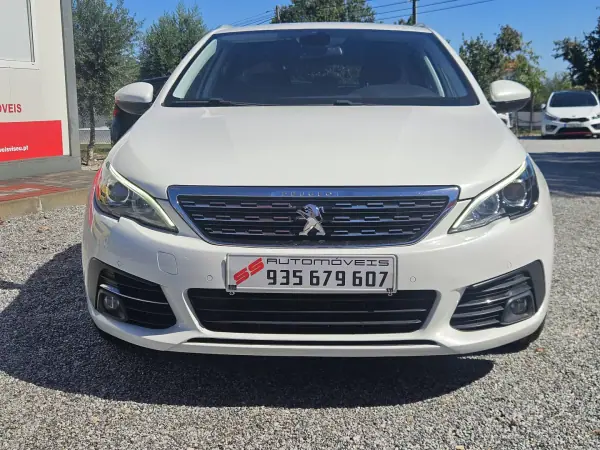 Peugeot 308 SW 1.5 Blue-HDi Allure Pack 2019 Diesel — 145 500 km · Viseu Peugeot 308 SW 1.5 Blue-HDi Allure Pack 2019 Diesel
