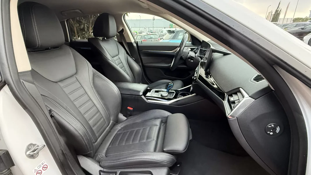 BMW i4 2022 - 1 EUR, 103000 km - AUTO.MOTO.pt - 103000km - foto 37 de 46