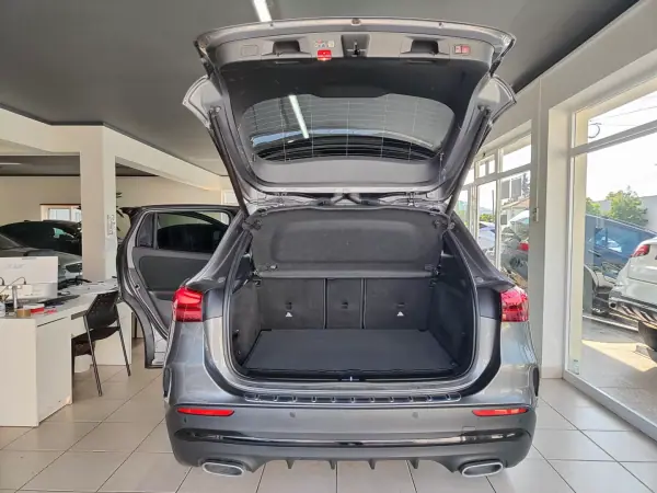 Mercedes-Benz GLA 200 2024 - 41500 EUR, 34500 km - AUTO.MOTO.pt - 34500km - foto 21 de 44