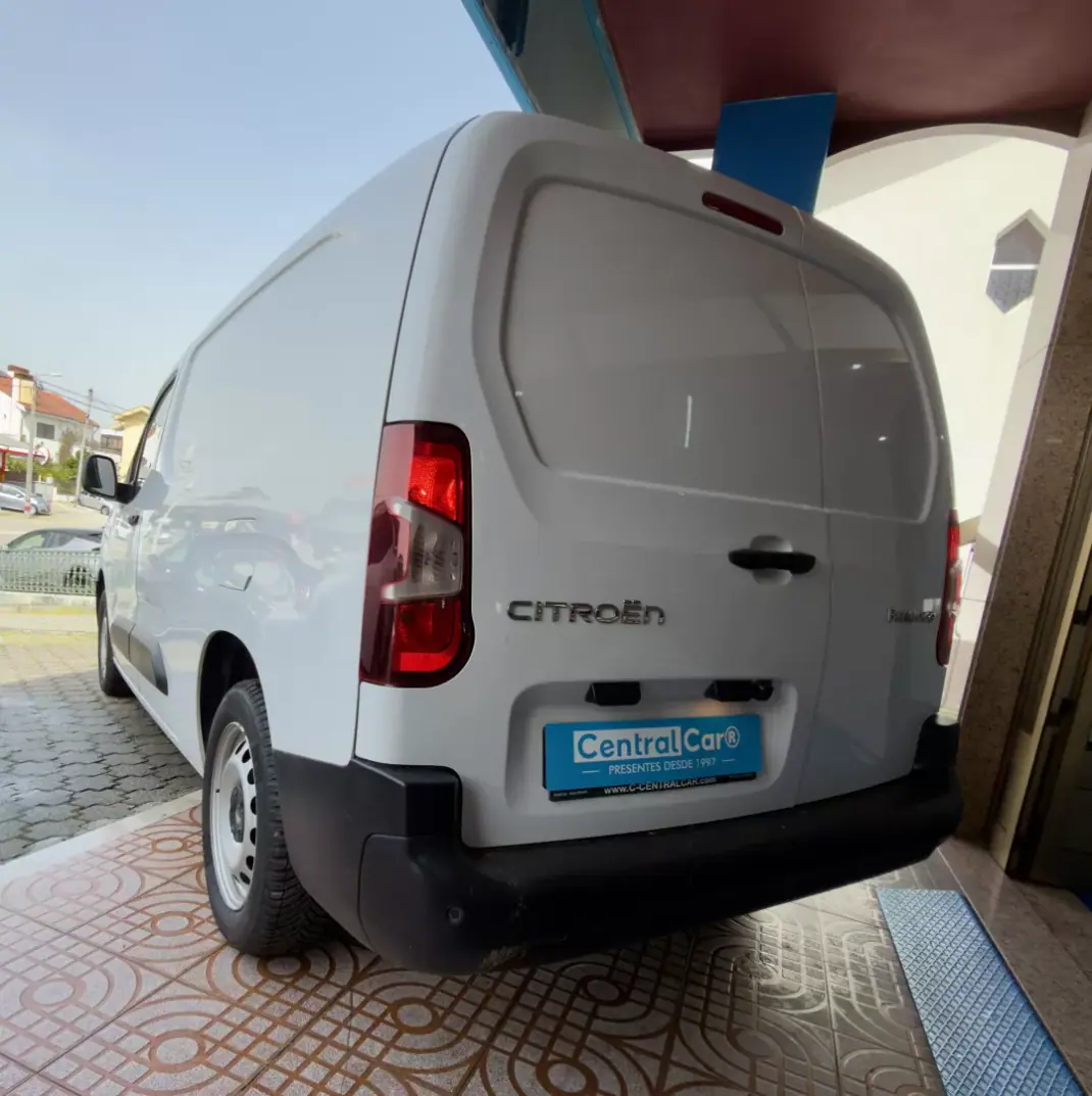 Citroën 2024 - 17950 EUR, 51000 km - AUTO.MOTO.pt - 51000km - foto 7 de 23