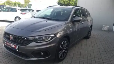 Fiat Tipo Station Wagon 2020 - 14350 EUR, 60939 km - AUTO.MOTO.pt - 60939km - foto 25 de 34