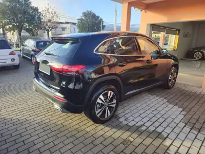 Mercedes-Benz GLA 200 2020 - 31990 EUR, 157000 km - AUTO.MOTO.pt - 157000km - foto 4 de 12